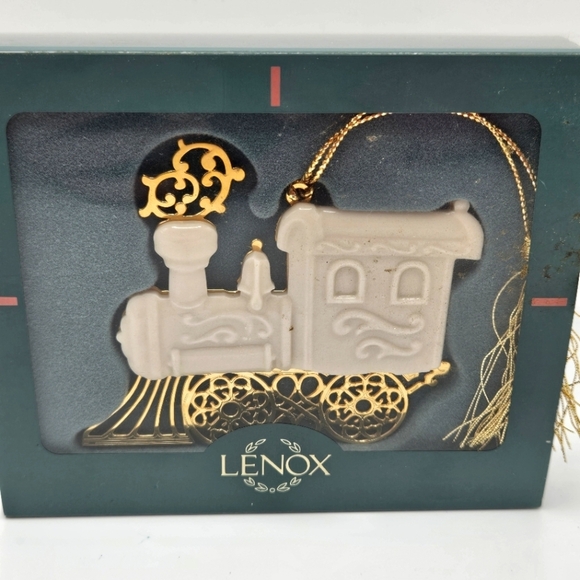 VINTAGE Lenox 1994 Porcelain Christmas Gold Train Engine Holiday Ornament Box - Picture 1 of 4
